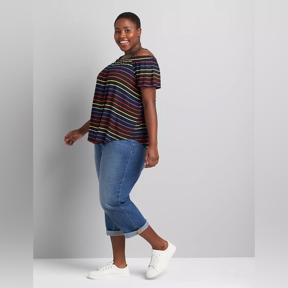 Lane Bryant Signature Fit Boyfriend Capri Jean Medium Wash Heart Pocket Size 20 - Picture 1 of 13